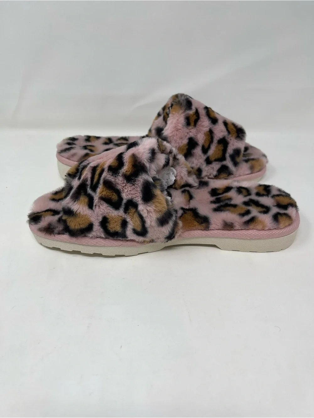 Array Pink Leopard Print Fuzzy Slide Slippers - Picture 6 of 9